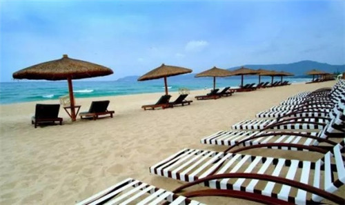 连体泳衣加盟火爆项目有哪些（连体泳衣叫什么名字）